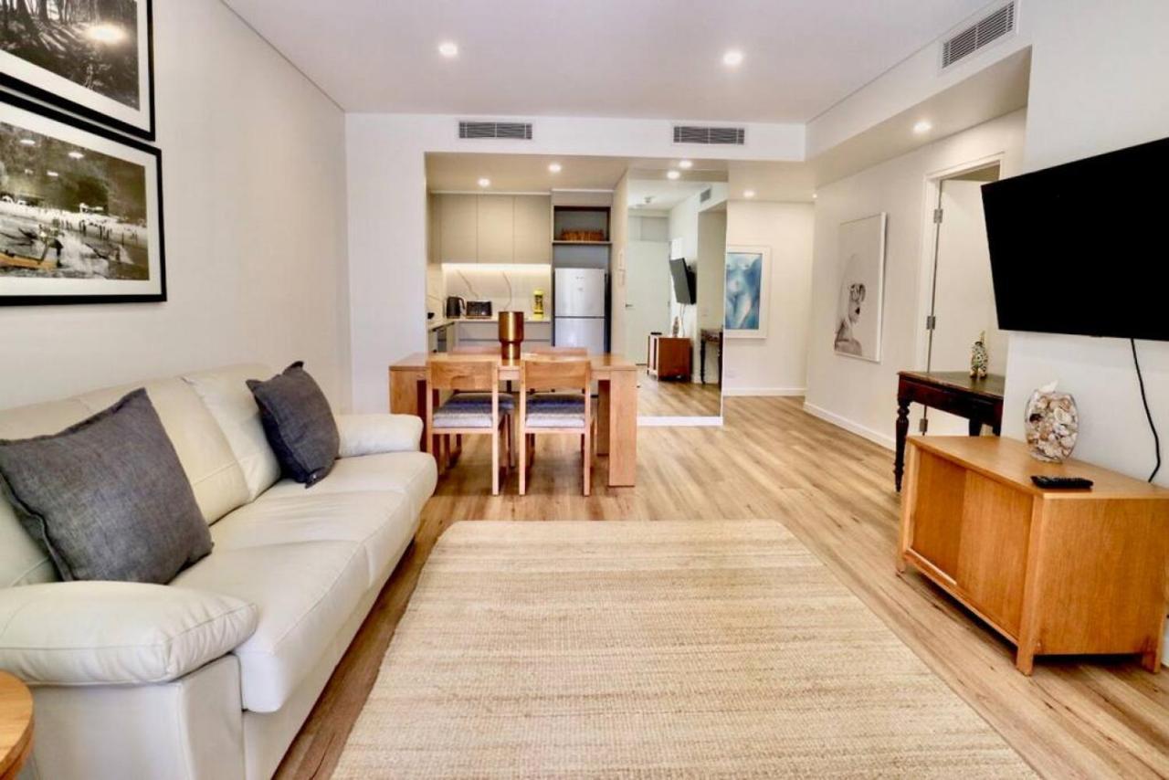 617 Hastings Street Metres To The Beach 努萨 外观 照片
