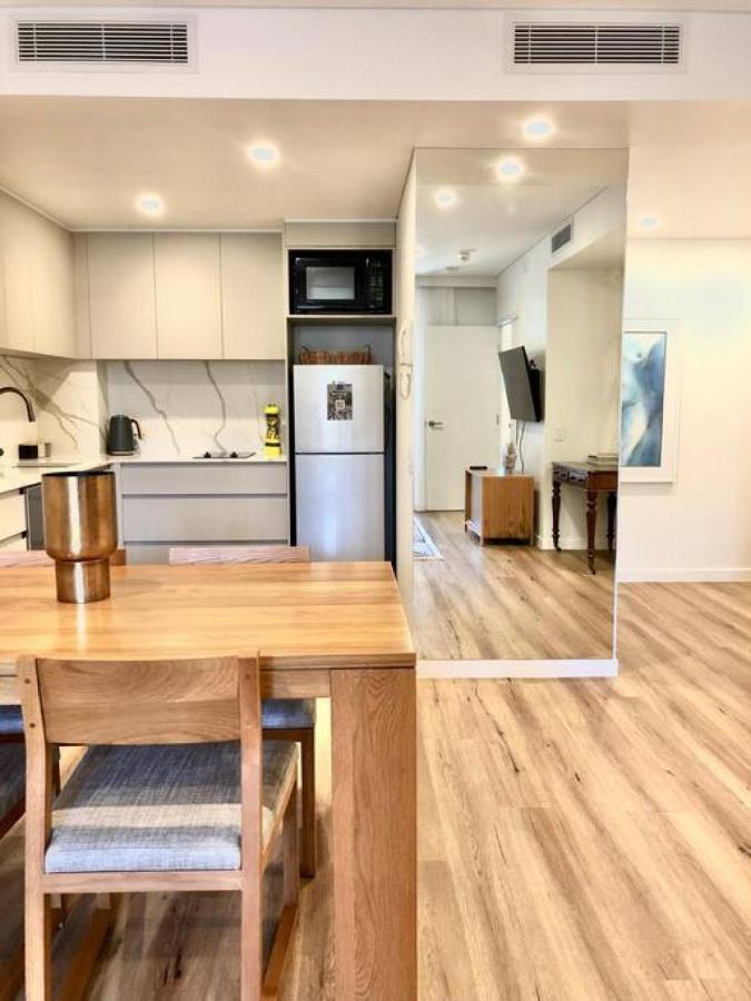 617 Hastings Street Metres To The Beach 努萨 外观 照片